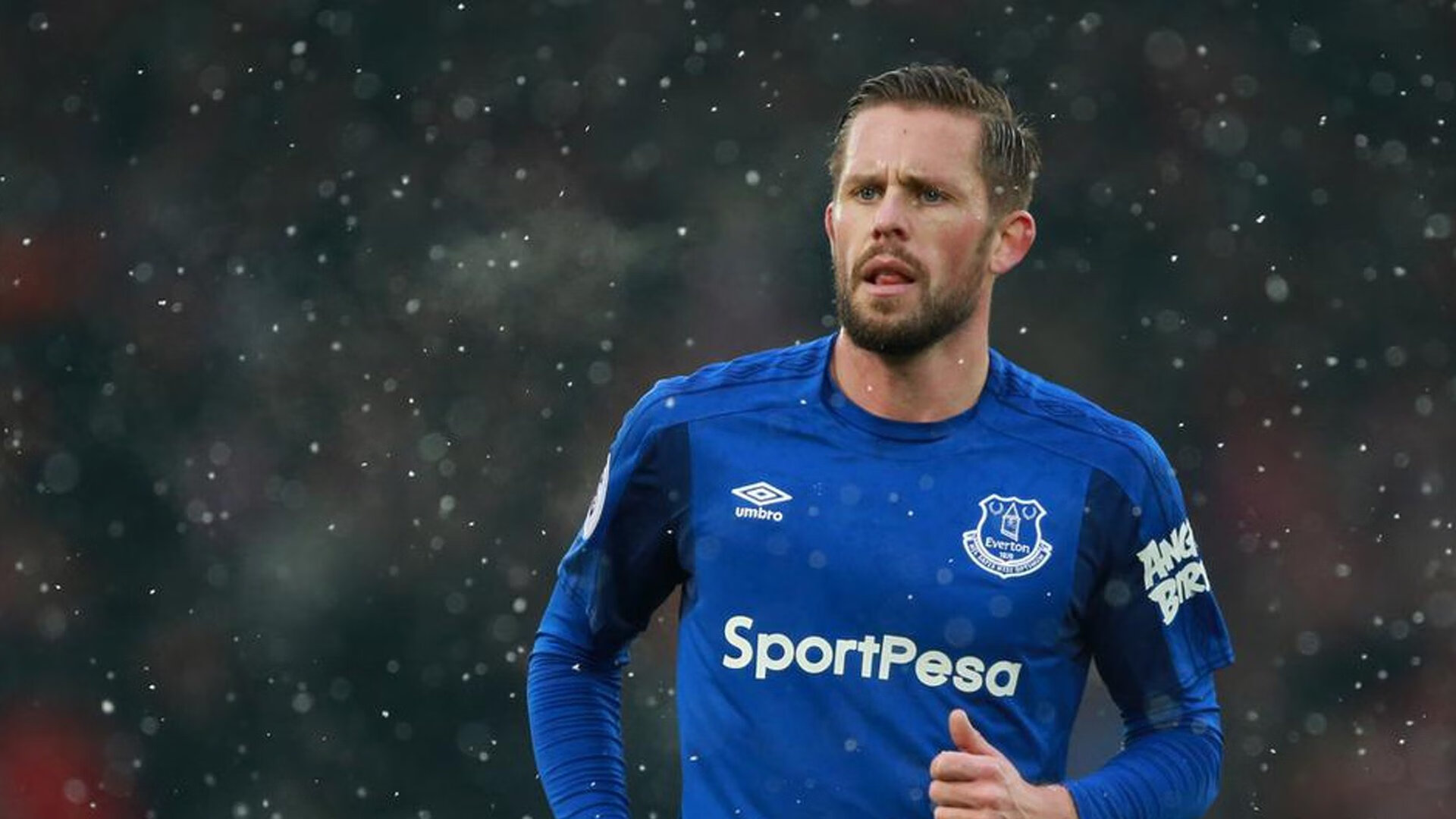 国际热身赛中国足球爆冷 球迷分析比赛失利原因，中国足球队热身赛