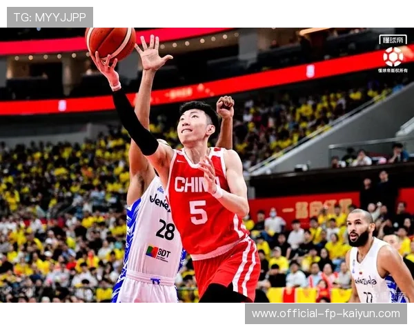 中国男篮热身赛表现积极，展现出良好竞技状态